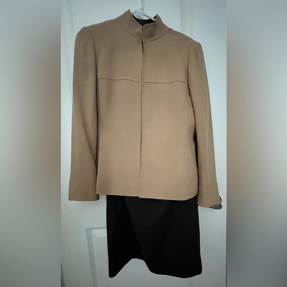 Tahari Skirt Suit